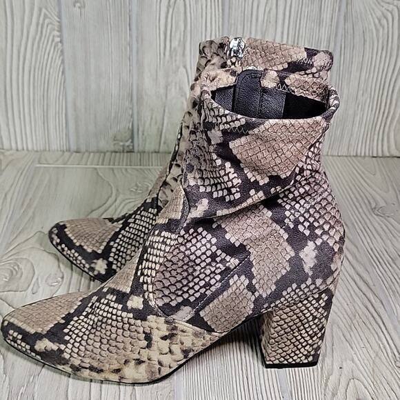 Steve Madden Elroy Snakeprint Ankle Boots Womens Size 8 - Picture 4 of 14